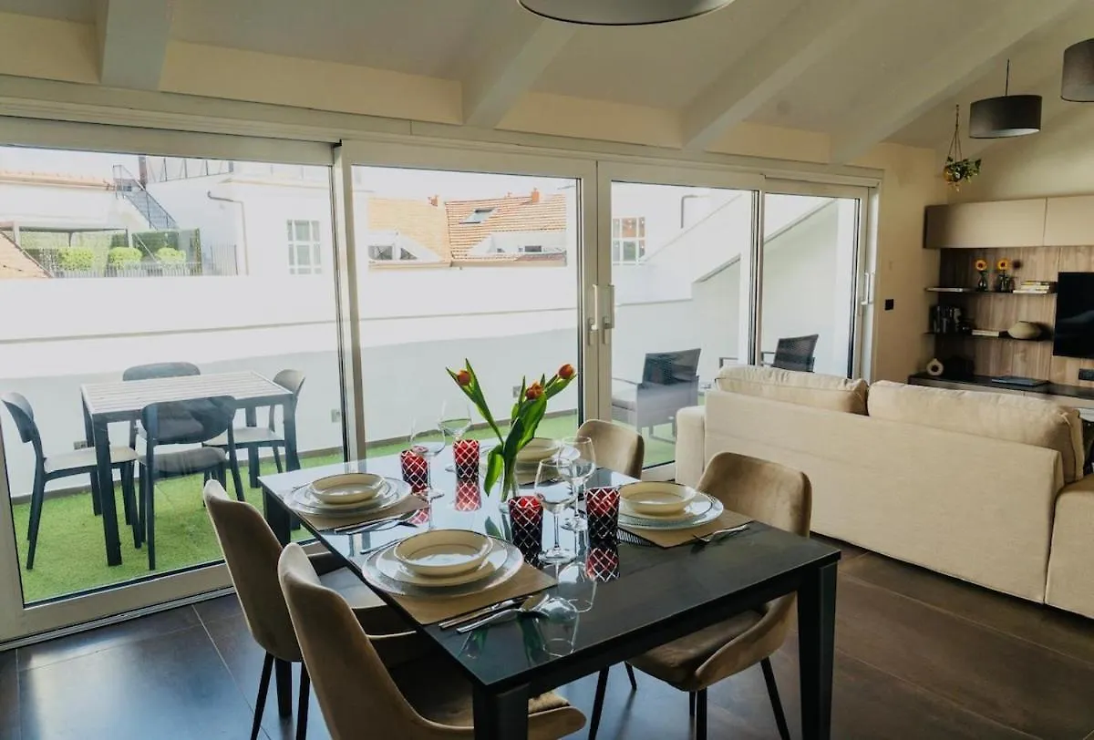 Reverie Exclusive Apartment Naples